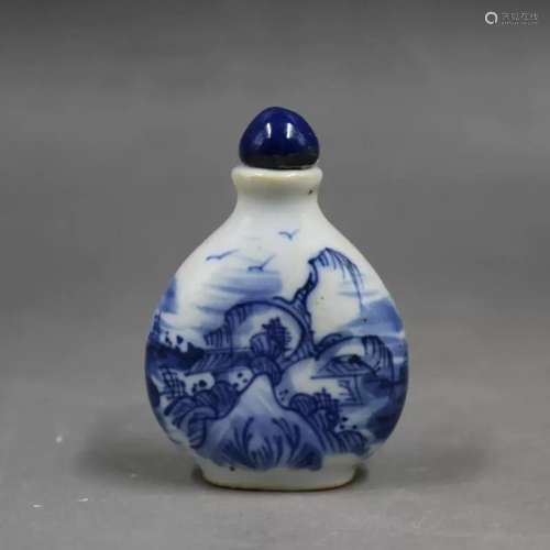 Chinese Blue and White Porcelain Snuff Bottle,Mark