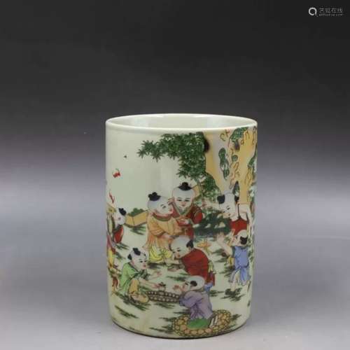 Chinese Famille Rose Porcelain Brushpot,Mark