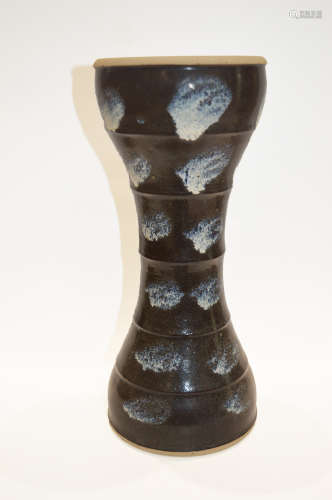 Chinese Tang Lushan Kiln Porcelain Flower Vase