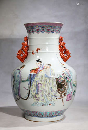 Chinese Qing Dynasty Famille Rose Porcelain Vase