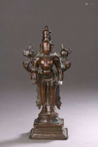 INDIA 14th / 15th century Bronze statuette with br…