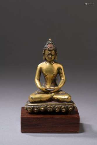 Nepal 16th / 17th century Gilt bronze statuette of…