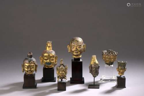 TIBET 16th / 18th century Set comprising five head…