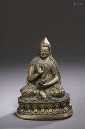 TIBET XVIIth century Statuette of Lama in gilt bra…