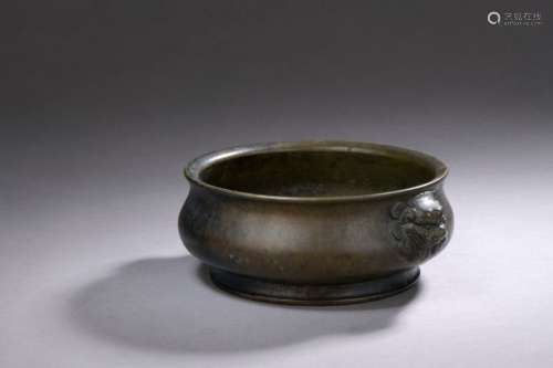CHINA 19th century Bronze perfume burner decorated…