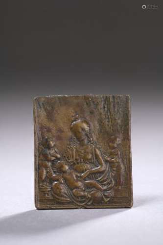 SMALL PLATE in bronze representing the Virgin and …