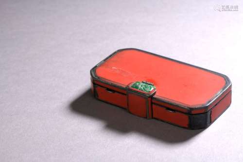 Rectangular VANITY CASE with red lacquered silver …