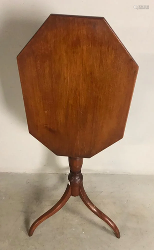 Sheraton Tilt Top Table