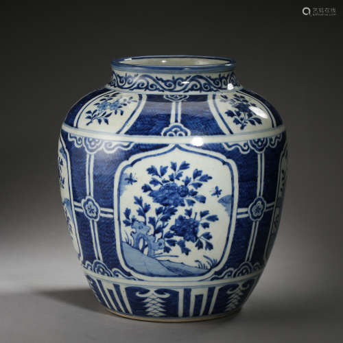 CHINESE BLUE AND WHITE PORCELAIN JAR WITH WANLI MARK 中國萬曆年制青花罐