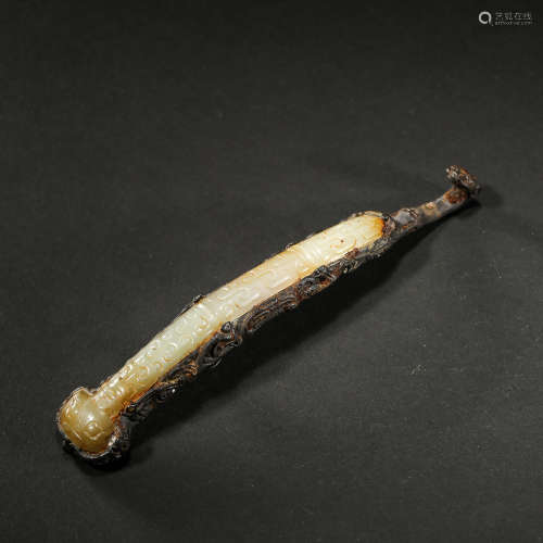 ANCIENT CHINESE BRONZE BELT HOOK INLAIDED WITH JADE 中國古代嵌玉青銅帶鉤