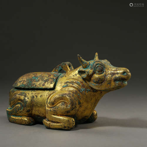CHINESE ANCIENT GILT BRONZE CARVING COW FIGURE 中國古代銅鎏金牛