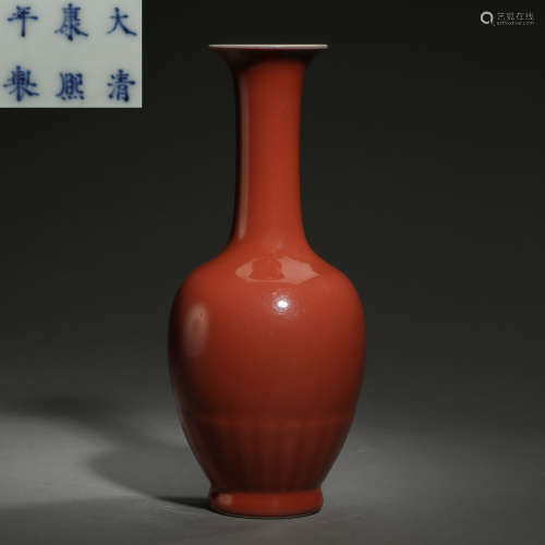 ANCIENT CHINESE RED GLAZED PORCELAIN VASE 中國古代紅釉瓷瓶