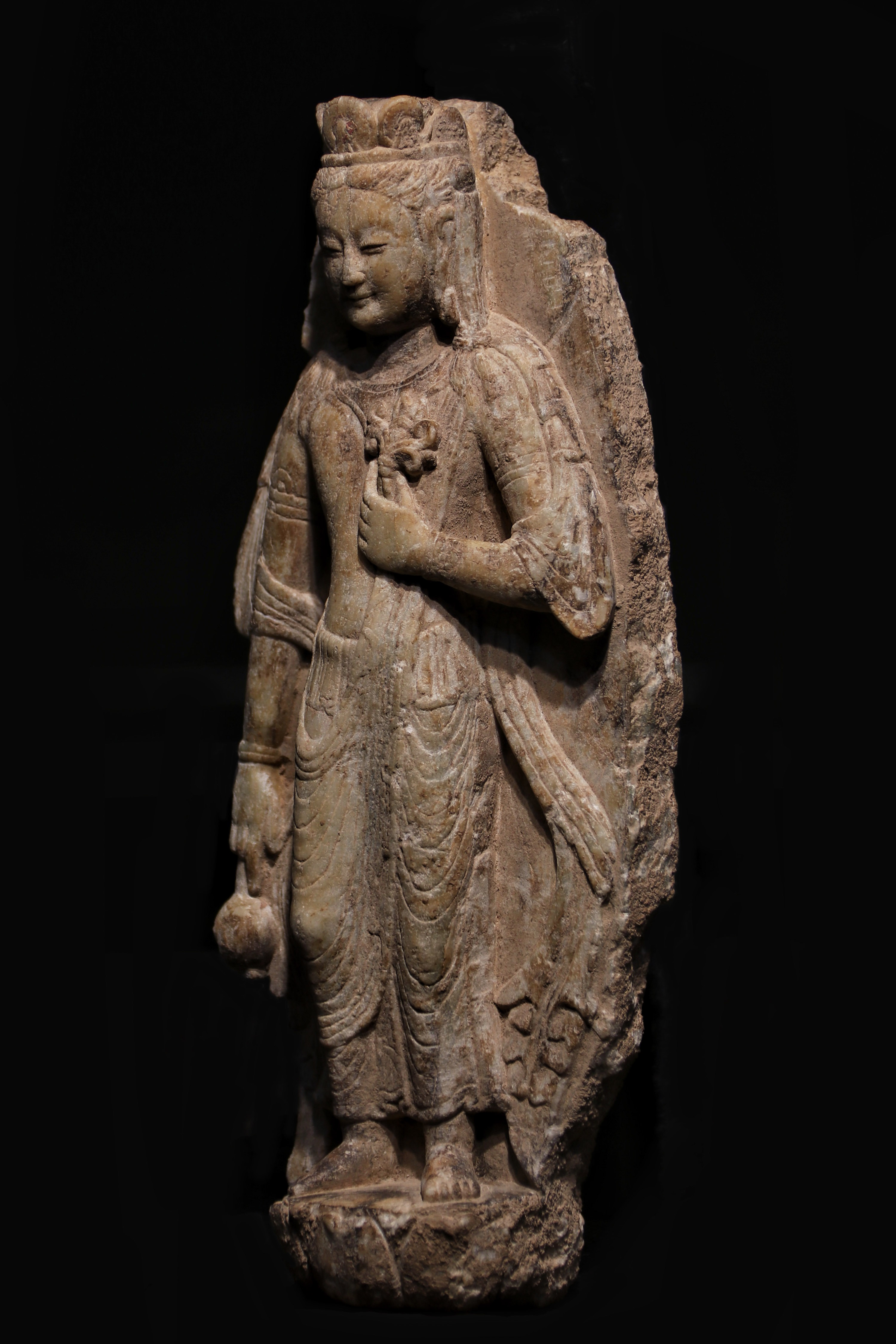 chineseancientstonecarvingbuddhastatue中国古代石雕佛像