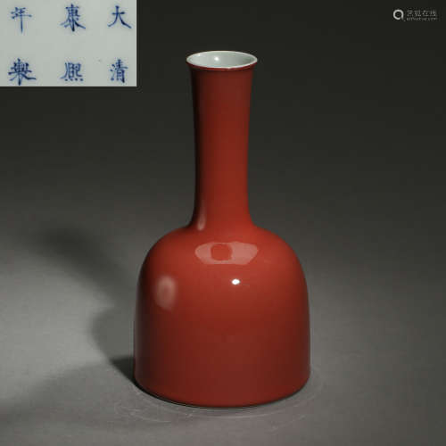 ANCIENT CHINESE RED GLAZED PORCELAIN VASE 中國古代紅釉瓷瓶