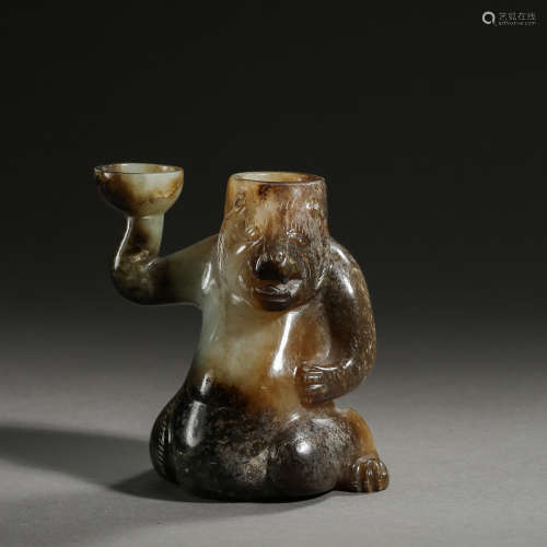 ANCIENT CHINESE HETIAN JADE BEAR FIGURE LAMP 中國古代和田玉熊燈