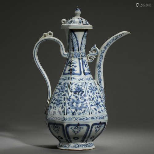 ANCIENT CHINESE BLUE AND WHITE PORCELAIN FLAGON 中國古代青花執壺