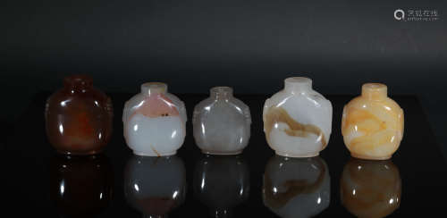 A Group of Agate Snuff Bottles Qing Dynasty