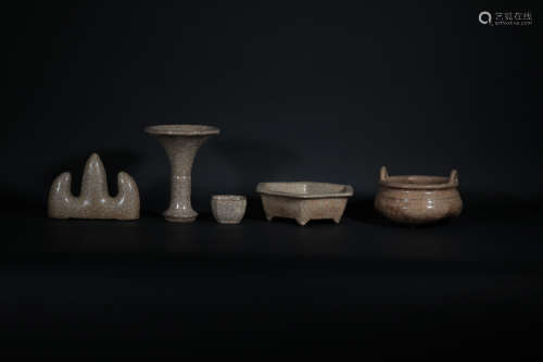 A Collection of Ge Objects Qianlong Period