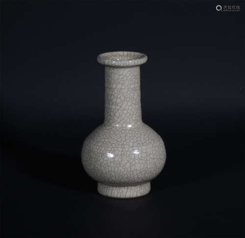 A Ge Type Vase Song Dynasty