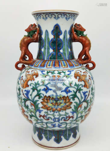 A Doucai Floral Vase Qianlong Perido