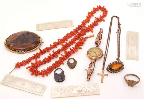 Mixed Lot: four Chinese mother of pearl gaming tokens, antique stag coral necklace, Victorian