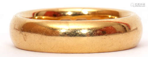 18ct gold wedding ring, plain polished design, London 1959, 7.3gms, size J