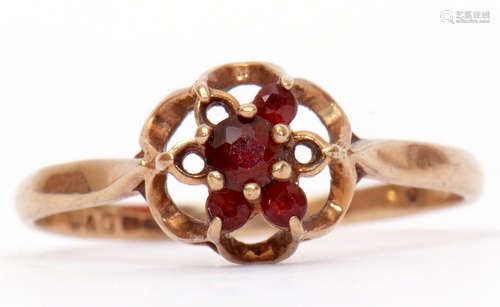 9ct gold and garnet cluster ring of flowerhead design (3 stones missing), size R/S, 2gms gross