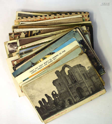 Quantity of early 20th century postcards mainly of topographical interest, some Norfolk interest,