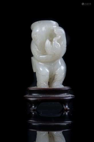 Arte Cinese A white jade figure of a scholar China, Qing dynasty, 19th century.