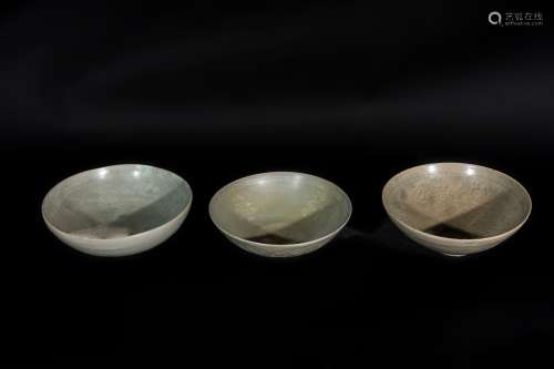 Arte Sud-Est Asiatico Three celadon glazed pottery bowls Korea, Koryo dynasty, 13th-14th century .