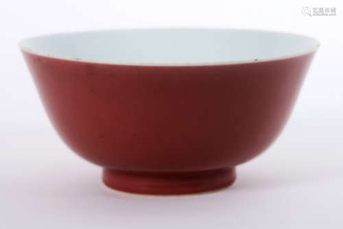 Chinese bowl in marked porcelain with oxblood glaz…