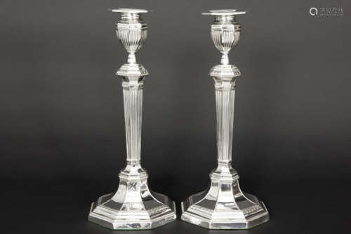 HARRY FREEMAN pair of 'antique' neoclassical candl…