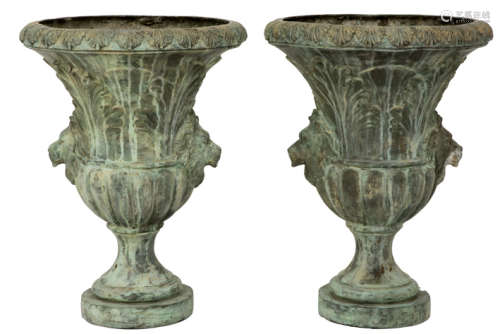 Pair of old decorative garden urns with lion heads…