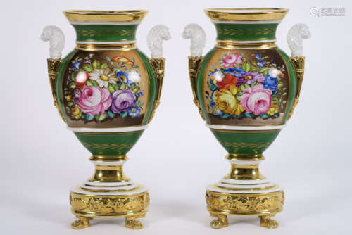 Pair of neoclassical vases in porcelain and biscui…