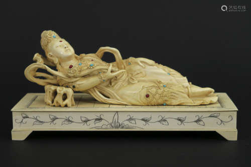 Beautiful old Chinese sculpture in ivory inlaid wi…