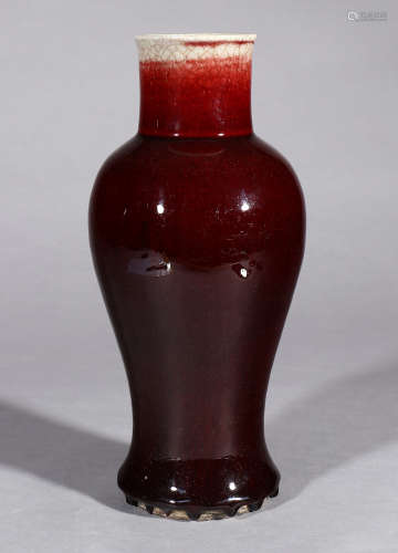 清 郎紅釉觀音瓶 (海外)