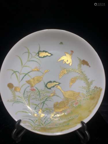 A GILT REED WILD GOOSE PLATE QING DYNASTY DAOGUANG PERIOD
