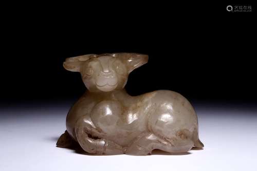 A HETIAN JADE CARVED DEER ORNAMENT ZHAN HAN DYNASTY