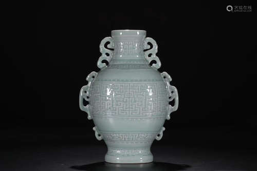 A PALE CELADON GLAZED DOUBLE-EARS VASE QING DYNASTY QIANLONG PERIOD