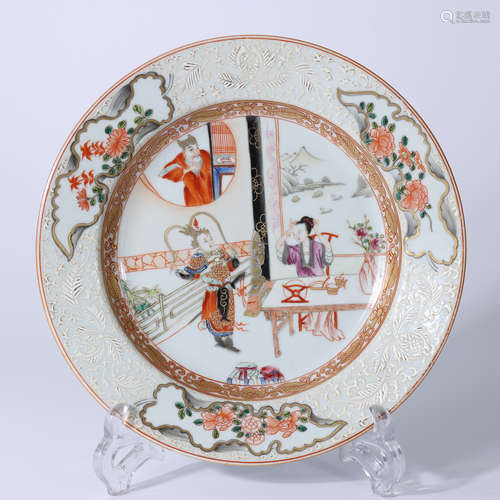 A FAMILLE ROSE FIGURES PLATE QING DYNASTY