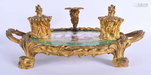 A FINE 19TH CENTURY FRENCH SEVRES PORCELAIN AND ORMOLU