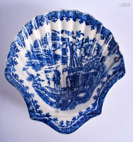 18th c. Liverpool small shell shaped dish printed in