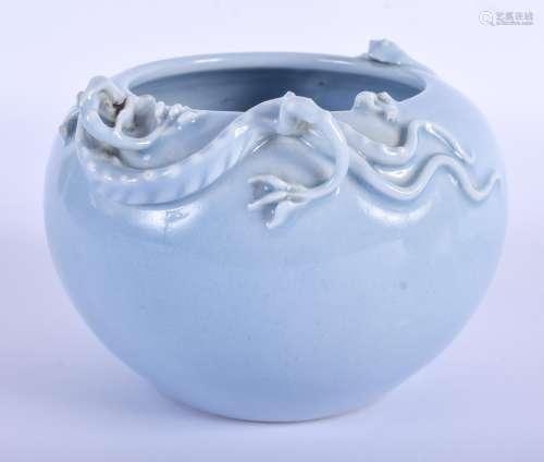 A 19TH CENTURY CHINESE CLARE DE LUNE BRUSH WASHER