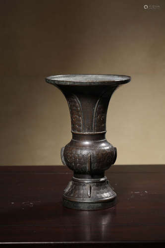 A BRONZE DECORATED GU VASE QING DYNASTY