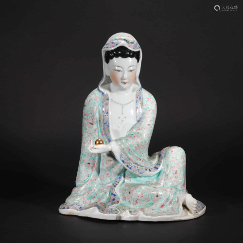 A CHINESE FAMILLE ROSE PORCELAIN GUAN…