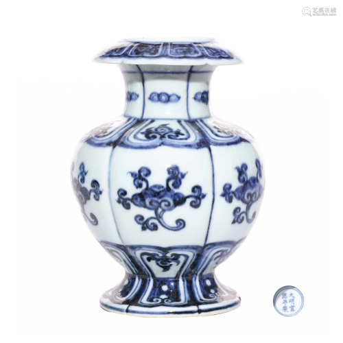 A CHINESE BLUE AND WHITE PORCELAIN …
