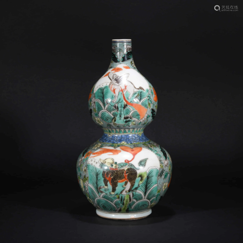 A CHINESE MULTI-COLOURED PORCELAIN G…