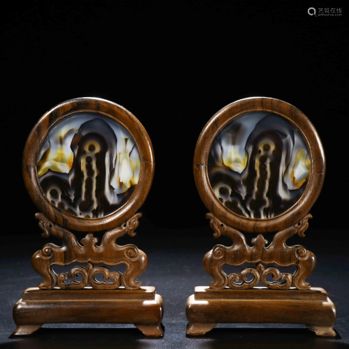 A PAIR OF CHINESE AGAT…