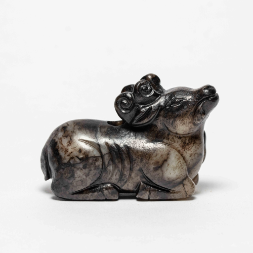 A CHINESE JADE DEER ORNAMENT