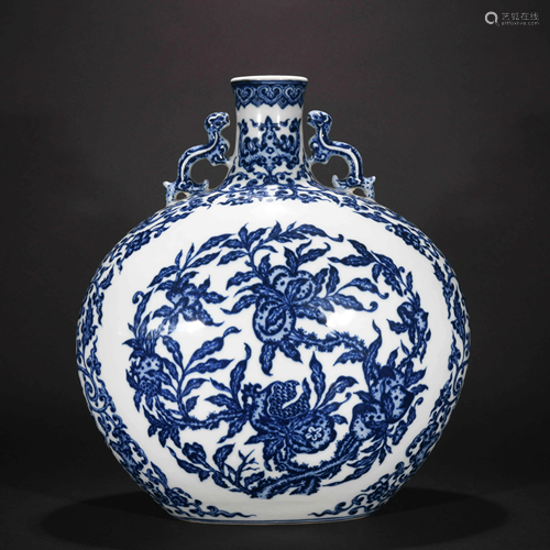 A CHINESE BLUE AND WHITE PORCELAIN …